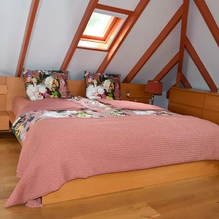 B&B Kamperfoelie-3